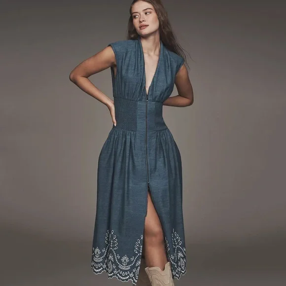 NWT Anthropologie Tommie Denim Chambray Zip Eyelet Embroidered Trim Dress Medium - Picture 2 of 6